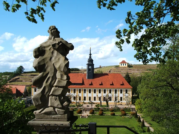 Schloss Seußlitz mit Schlosspark