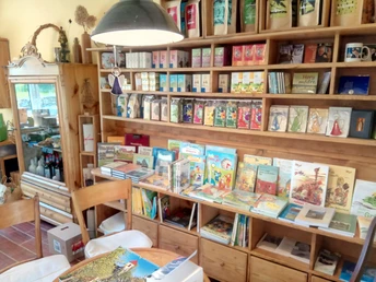 Bücherauswahl im HöfeLaden Nebelschütz