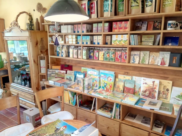 Bücherauswahl im HöfeLaden Nebelschütz