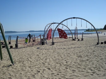 Spielplatz an der Blauen Lagune am Berzdorfer See, Schönau-Berzdorf