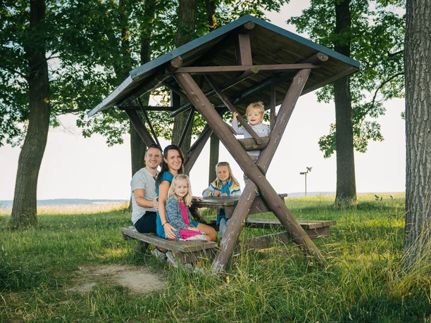 Sitzgruppe an der Bismarcksäule in Markneukirchen
