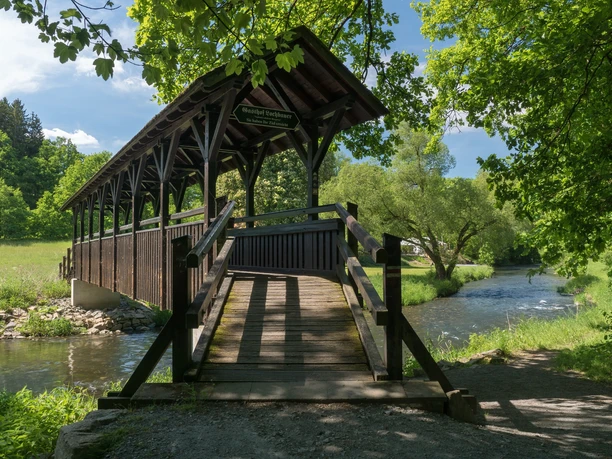 Brücke über die Weiße Elster beim Lochbauer