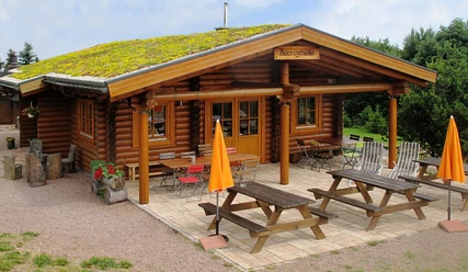 Beerenhütte im Sommer