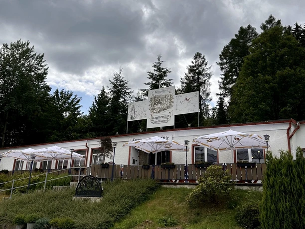 Vorderansicht Kapellenstein