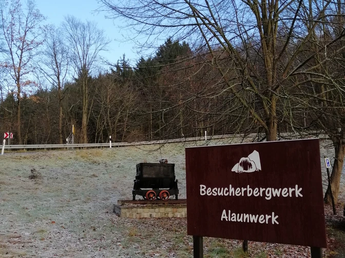 Eingangsbereich zum Gelände des Besucherbergwerks