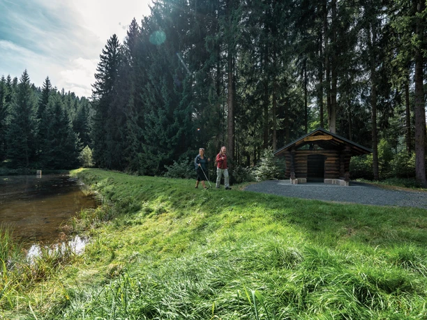 Rußhütte am Kleinen Hüttenbachteich