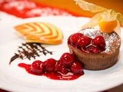 Dessert mit Sauerkirschgrütze, Gasthaus Herberger Oberwiesenthal