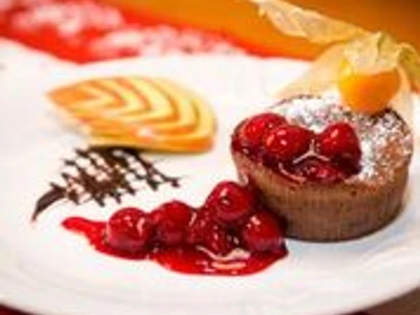 Dessert mit Sauerkirschgrütze, Gasthaus Herberger Oberwiesenthal