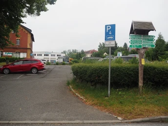 Parkplatz alter Bahnhof Hohnstein