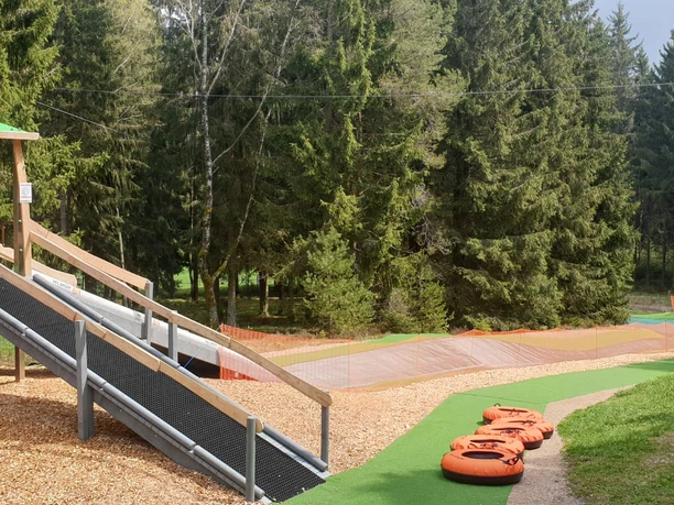Allwetter-Tubinganlage im Kletterpark Grünheide
