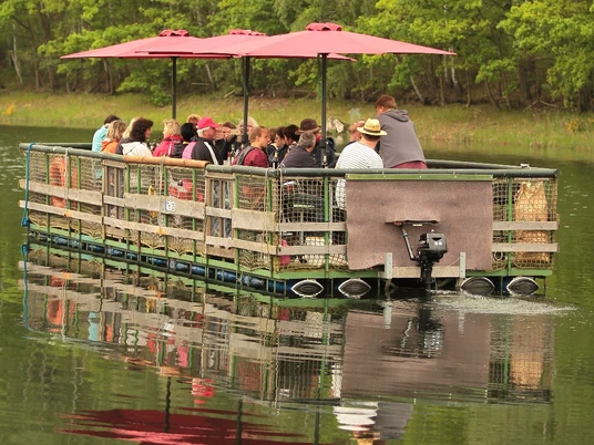 Erlebnisfloß auf der Talsperre Hohenleuben