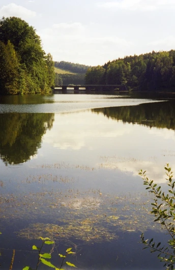 An der Pisselsmühlenbrücke im Weidatal