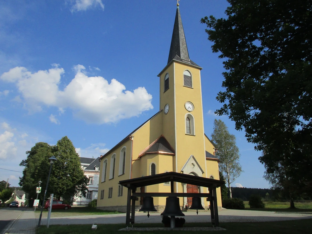 Emmauskirche Hammerbrücke am Felsenweg 4