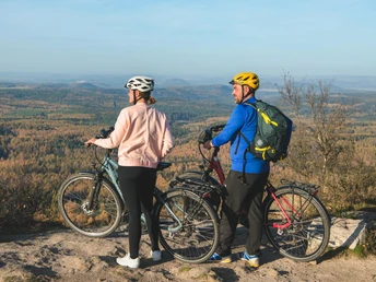 Radfahrer auf dem Hohen Schneeberg