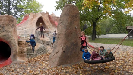 Vulkanspielplatz "Fred Porphyrstein" Geopark Röcknitz