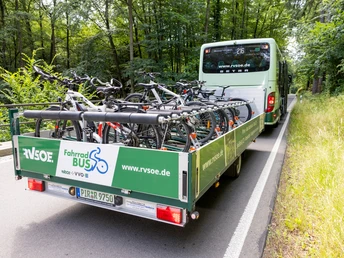 FahrradBUS mit Fahrradanhänger