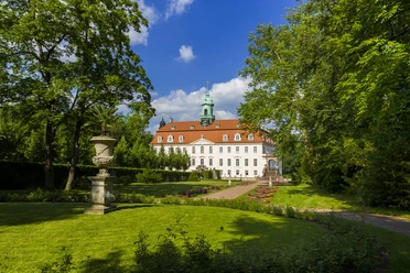 Schloss & Park Lichtenwalde Schloss und Park Lichtenwalde