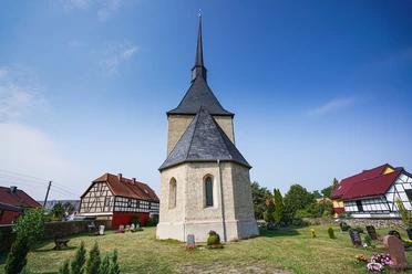 Chorturmkirche in Wöhlsdorf bei Auma