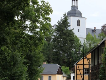 Blick zur Liebfrauenkirche in Auma