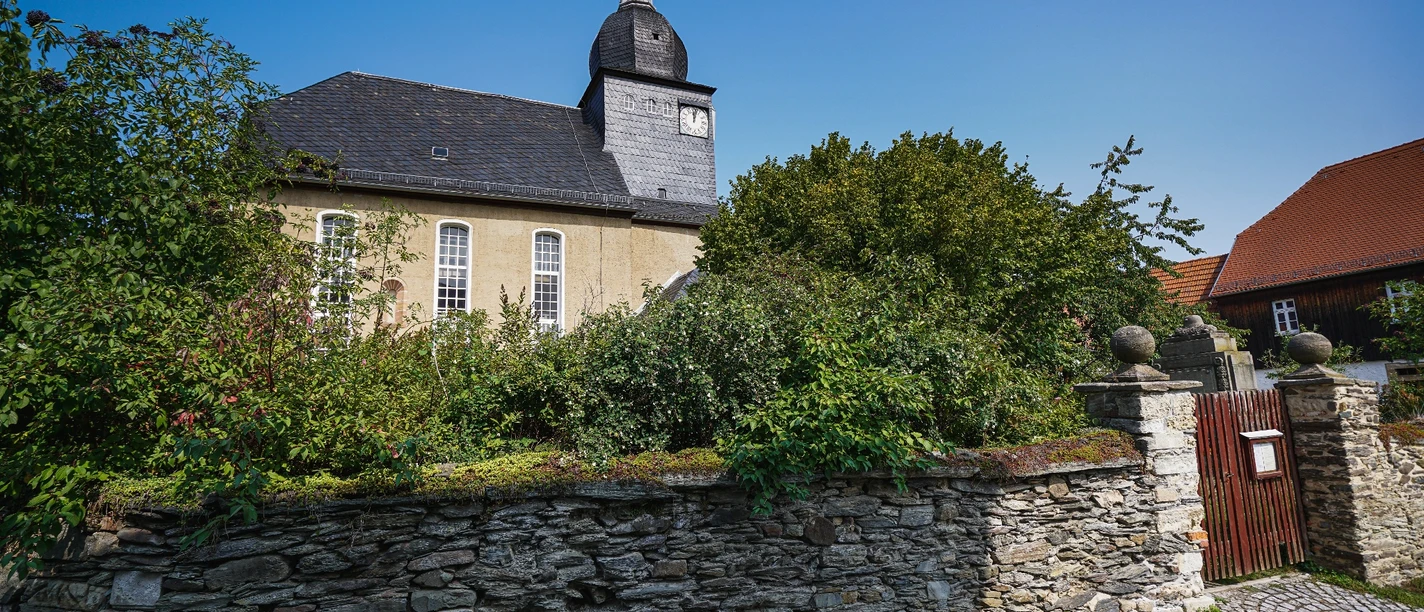 Kirche in Steinsdorf bei Weida