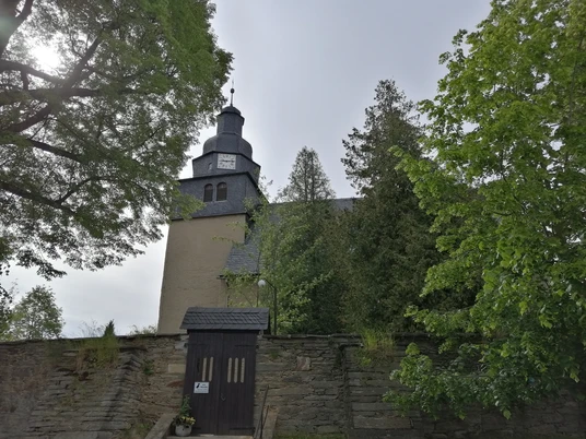 Kirche Langenwetzendorf - Pforte