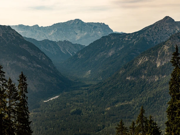 Ausblicke beim Anstieg