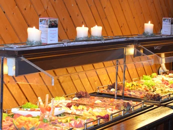 Schlemmerbuffet Copyright Patricia Dickerhof Roth 20