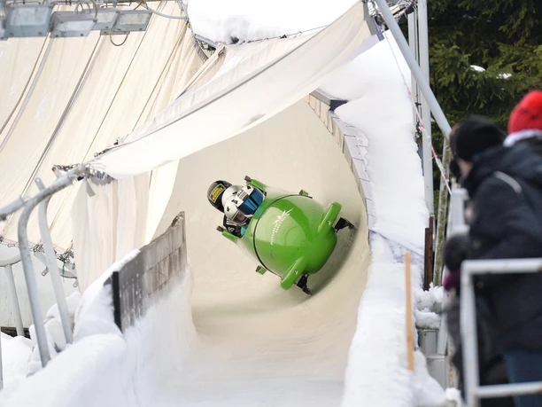 Gästebob an der Rennschlitten- und Bobbahn