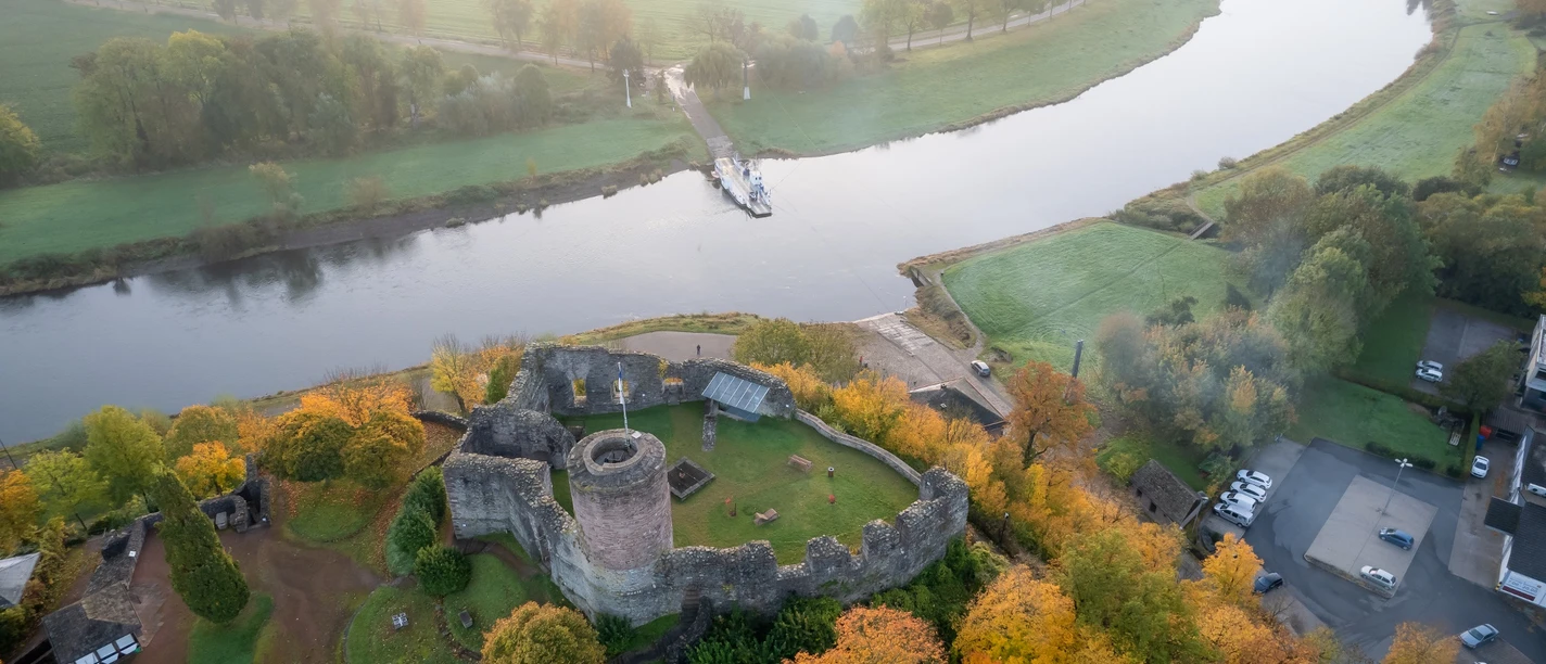 Luftaufnahme Burgruine Polle