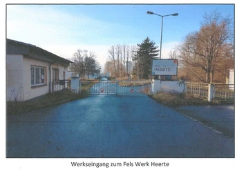 Werkseingang zum Fels Werk Heerte