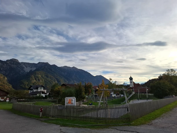 Spielplatz Eschenlohe Gesamtübersicht