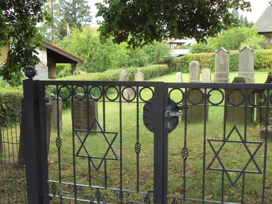 Eingangstor Jüdischer Friedhof Salzgitter-Bad