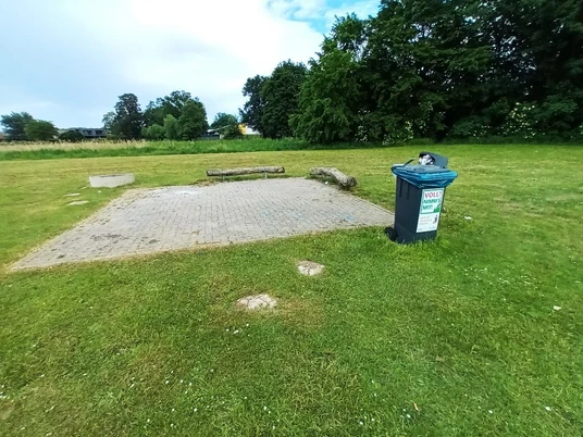 Grillplatz Salzgittersee Ostufer mit Landsicht