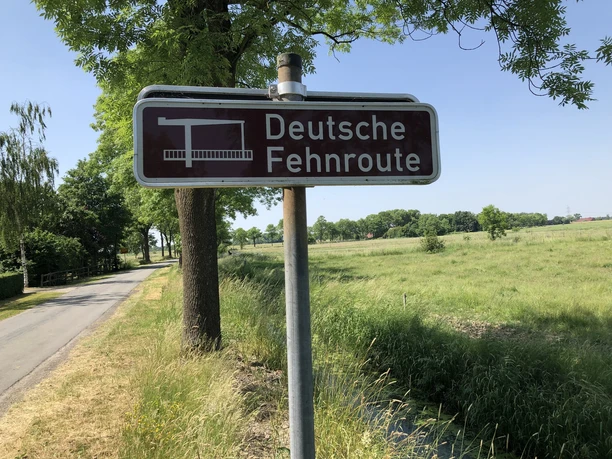 Schild Deutsche Fehnroute