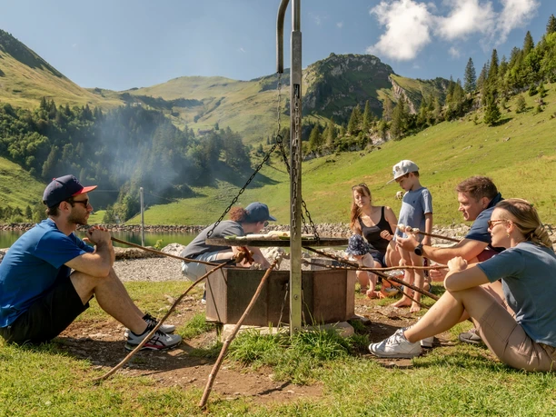 Grillieren beim Stoos Seeli