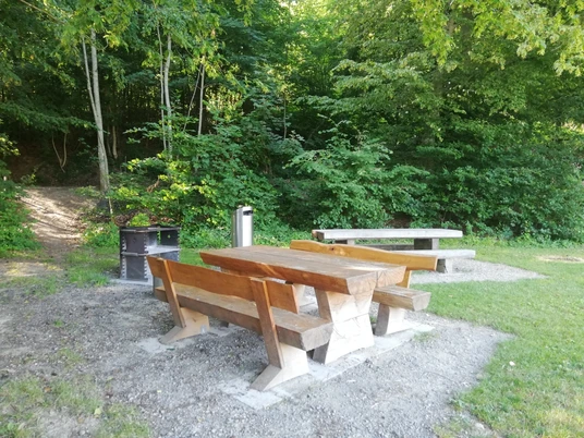 Egliswil, Häbniplatz