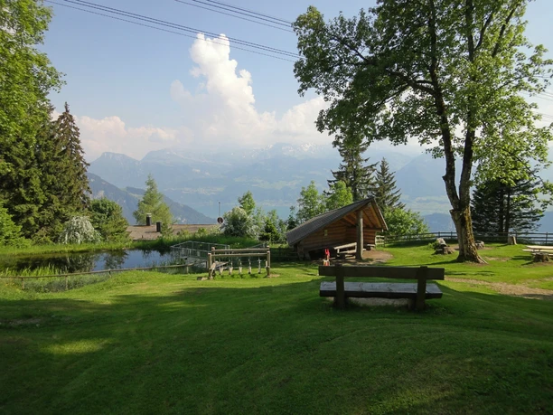 Gruebi Rigiland mit kleinem See_bearb