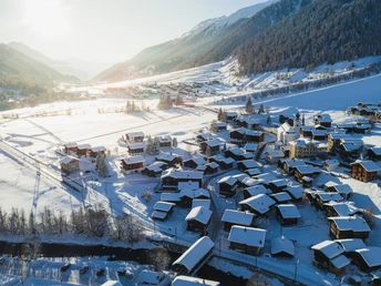 Bergdorf Reckingen von oben