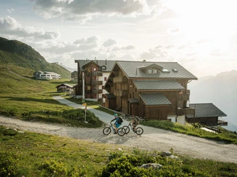 3. Etappe: Fiesch - Fiescheralp - Schönbodensee - Bettmeralp