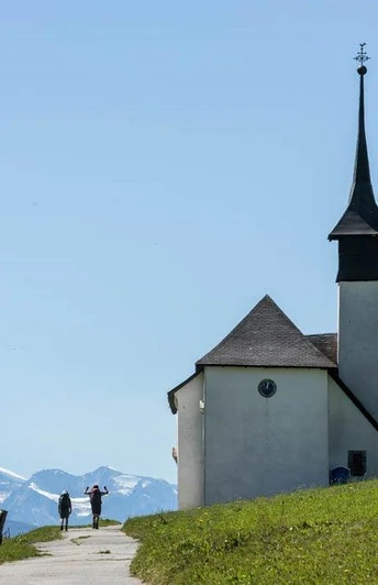 Lawinenkegel Ritzingerfeld: Kapelle und Weisshorn (4505 m)