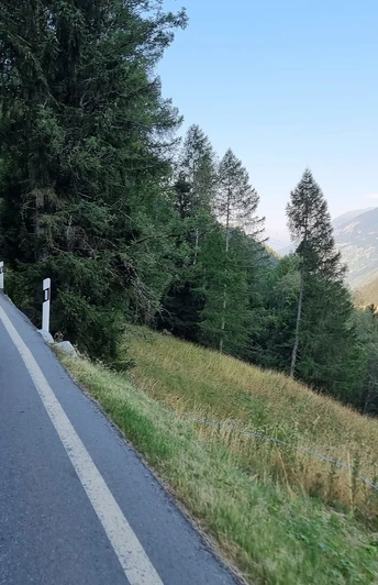 Strasse von Ernen nach Binn