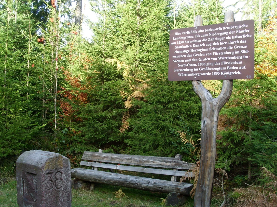Die Grenzweg-Infotafel am Kniebiser Heimatpfad