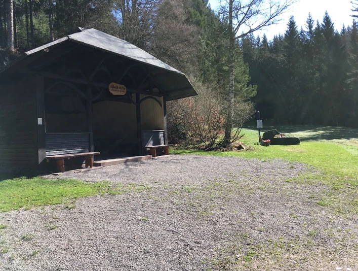Die Ellbachhütte in Mitteltal lädt zu einem Abstecher ein.