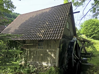 Mühle mit Wasserrad