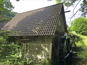 Mühle mit Wasserrad