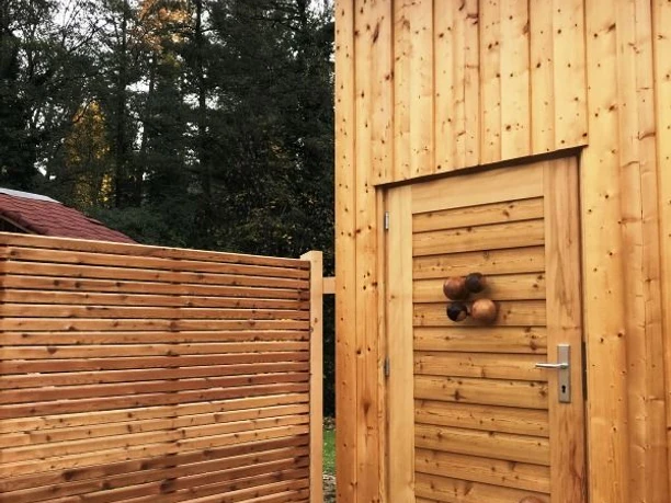 Eingang zur Vogelbeobachtungsstation