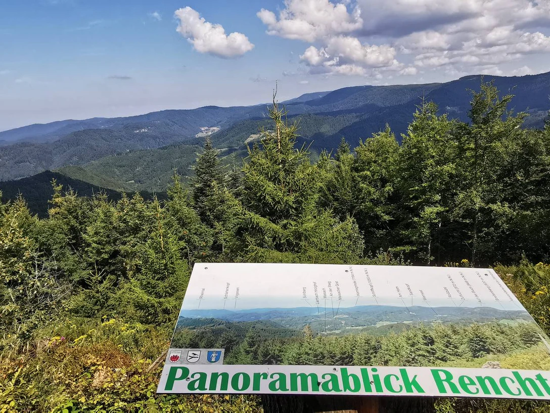 Aussichtstafel Panoramablick Renchtal