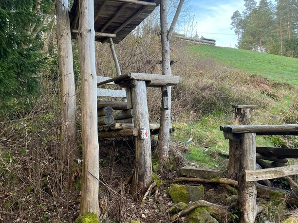 Gipfeldose am Rastplatz "Fliegerbänkle" am Stöckerkopfwegle