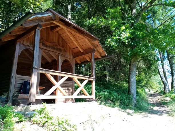 Bücherkiste in der Überrain-Hütte