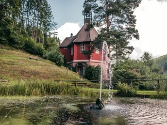 Teich an der Michaeliskirche Friedrichstal